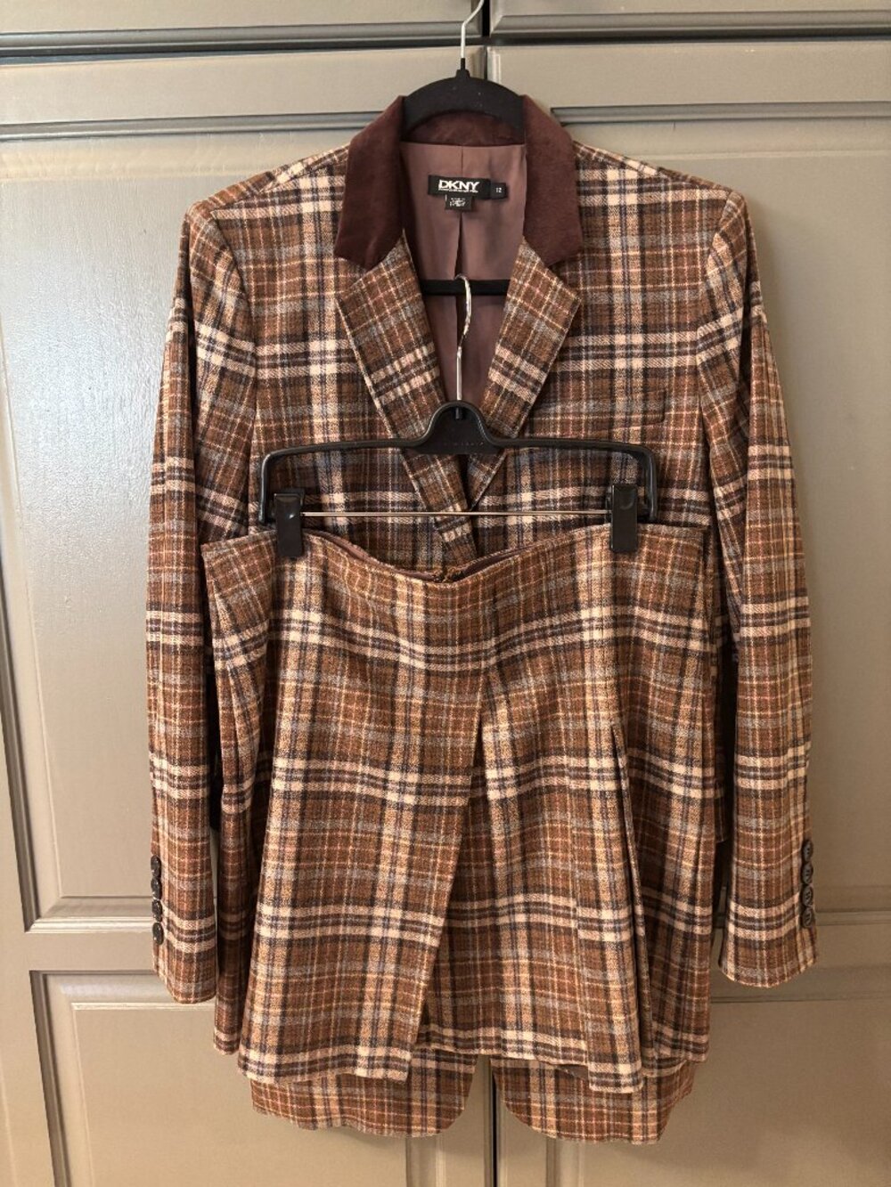 DKNY Donna Karan plaid jacket/blazer with matching skirt - Size 12